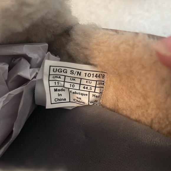 UGG Mens Fascot Slip On Leather Suede Sheepskin Loafer Size 11 US Brown - Picture 8 of 11